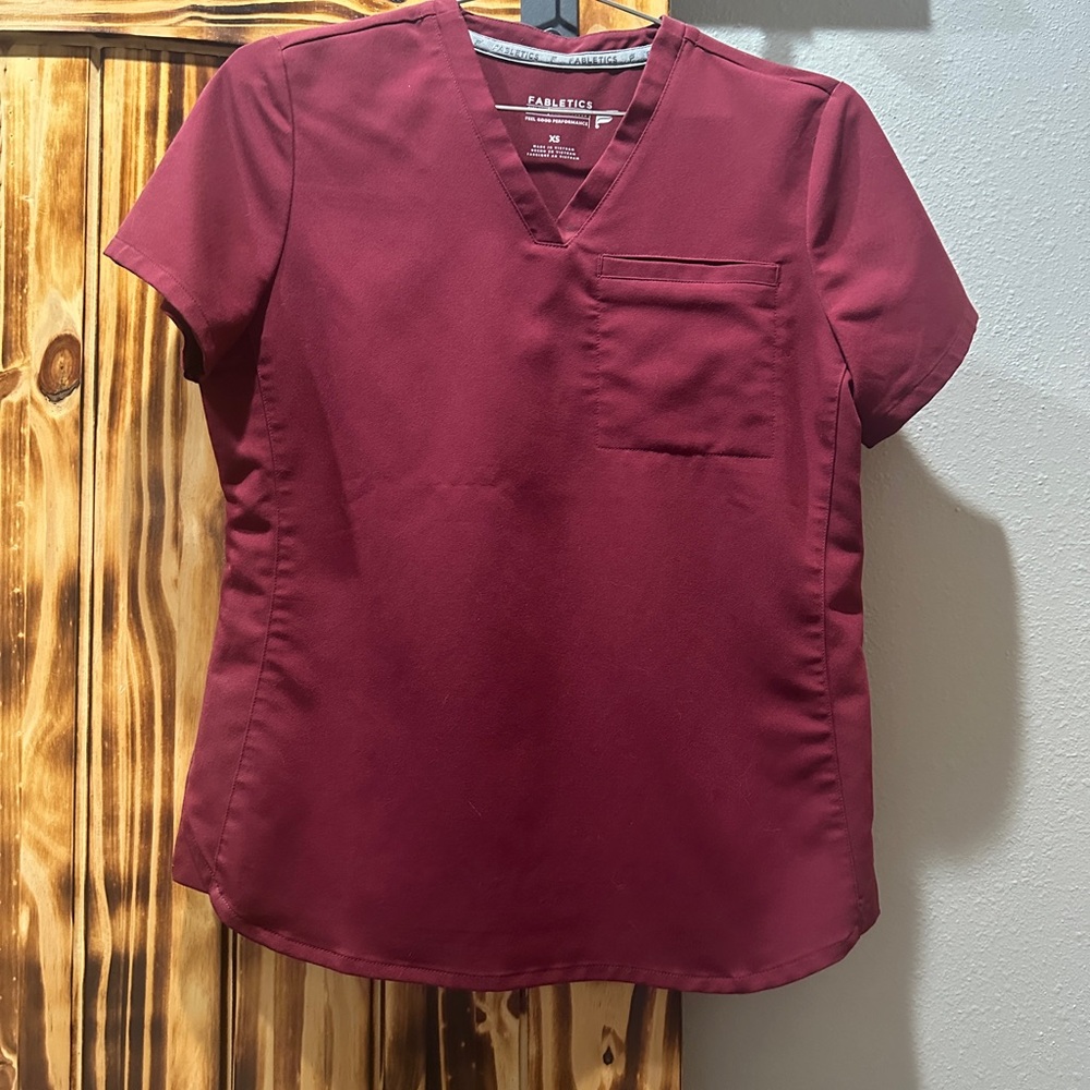 Fabletics Women's Maroon Short Sleeve Top and bottom